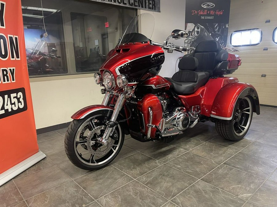 2021 Harley-Davidson® FLHTCUTGSE - CVO™ Tri Glide®