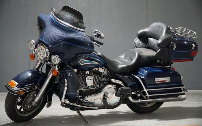 2004 Harley-Davidson® FLHTCUI - Electra Glide® Ultra Classic®