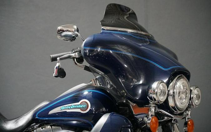 2004 Harley-Davidson® FLHTCUI - Electra Glide® Ultra Classic®