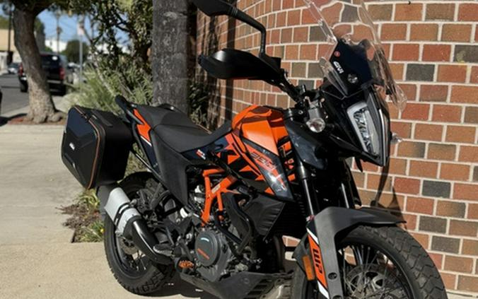 2024 KTM Adventure 390