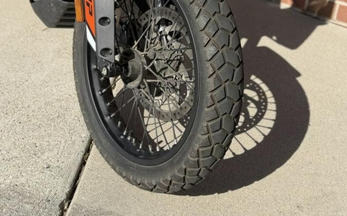 2024 KTM Adventure 390