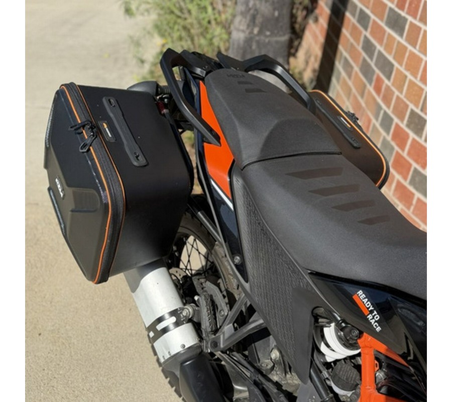 2024 KTM Adventure 390