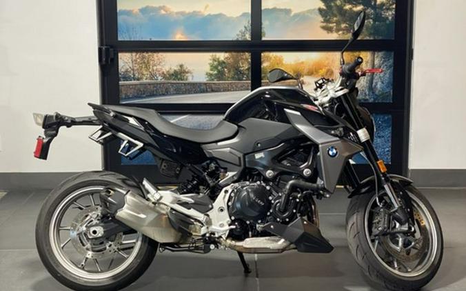 2021 BMW F 900 R Black Storm Met.