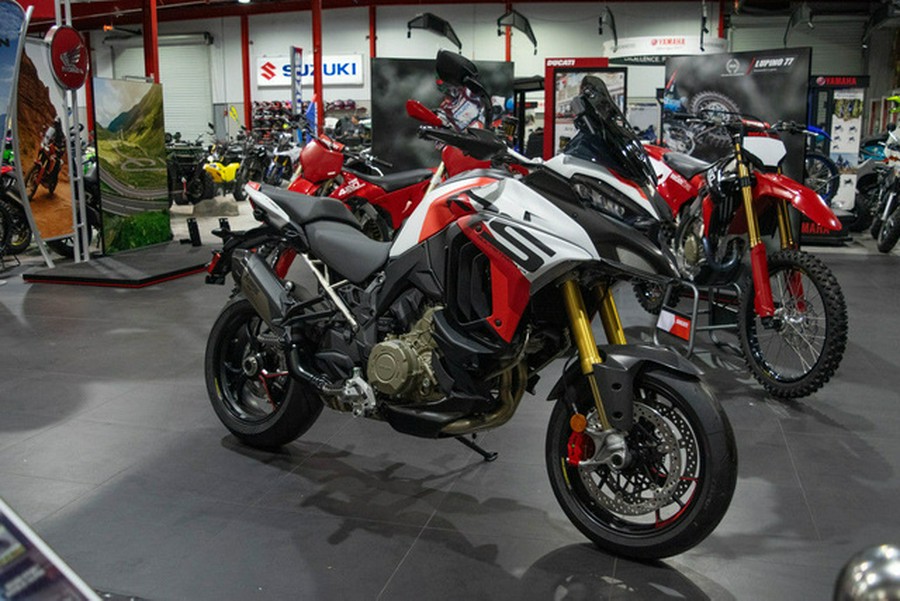 2025 Ducati Multistrada V4 RS