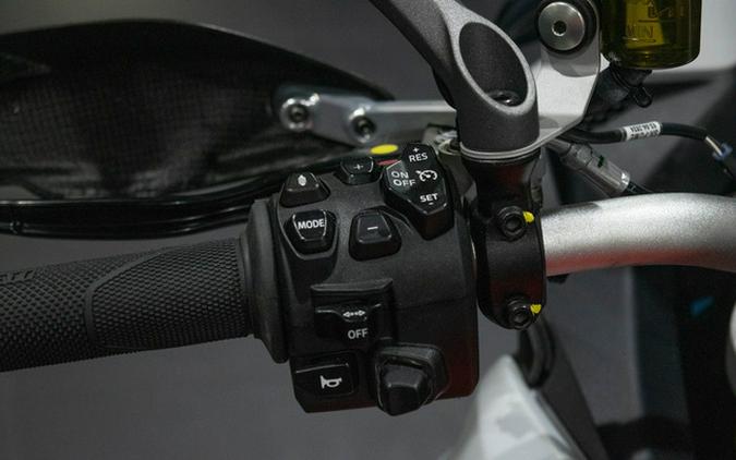 2025 Ducati Multistrada V4 RS