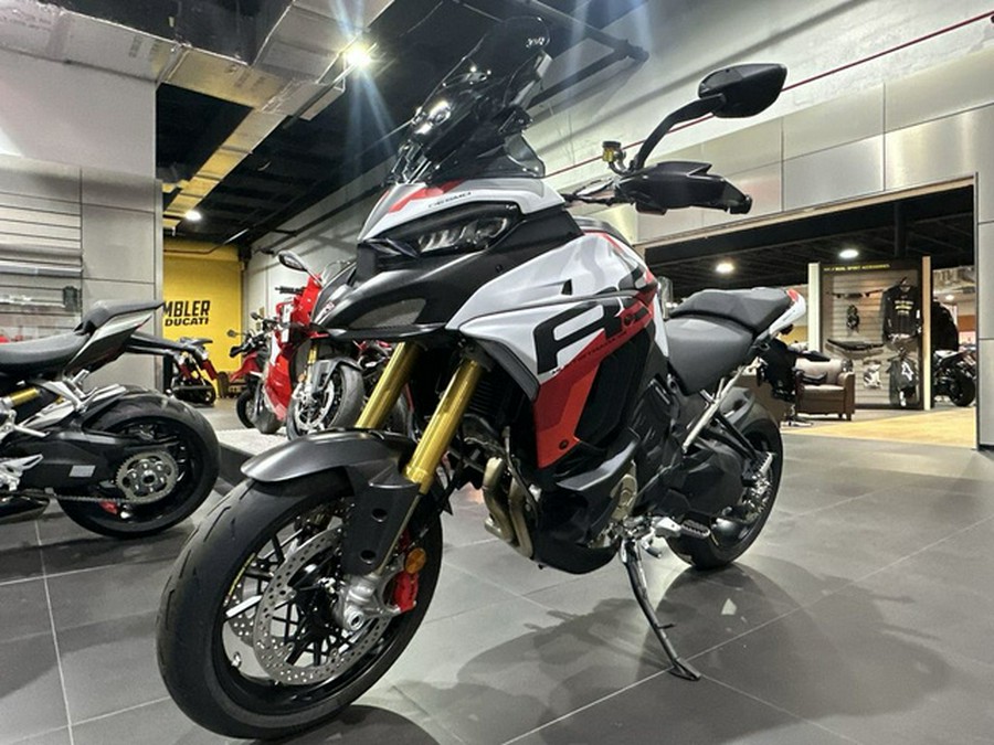 2025 Ducati Multistrada V4 RS
