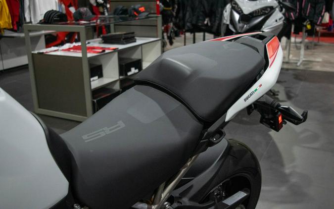 2025 Ducati Multistrada V4 RS