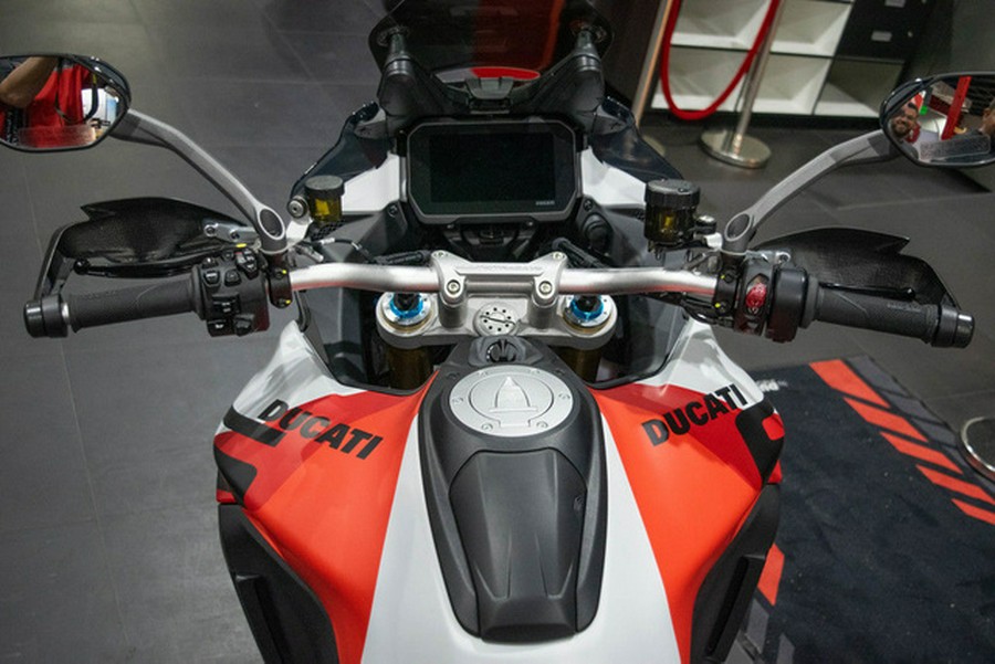 2025 Ducati Multistrada V4 RS