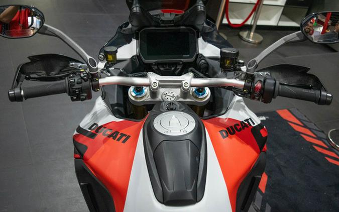 2025 Ducati Multistrada V4 RS