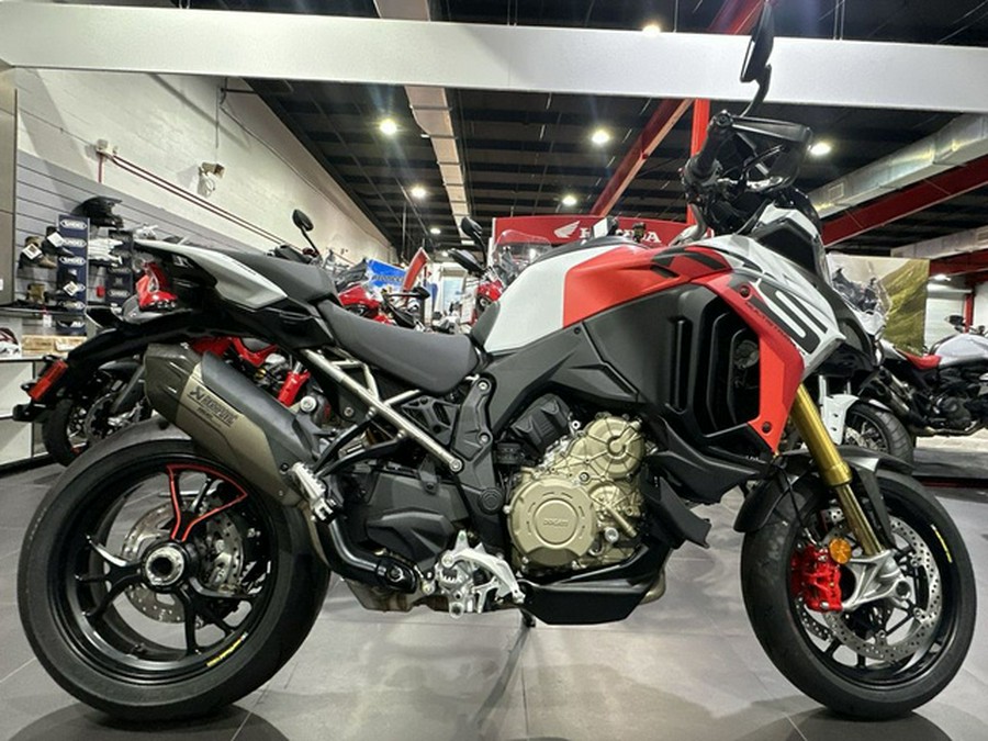 2025 Ducati Multistrada V4 RS