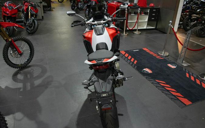 2025 Ducati Multistrada V4 RS