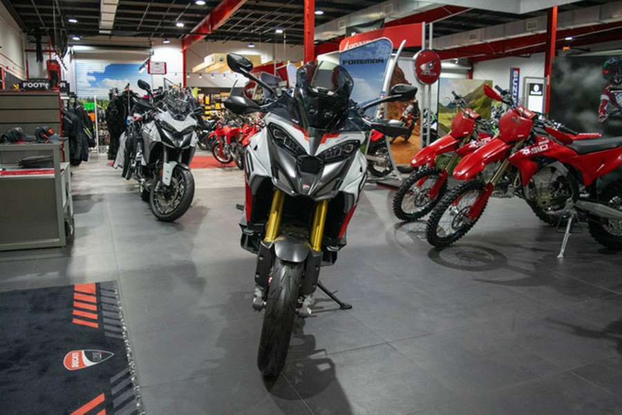 2025 Ducati Multistrada V4 RS