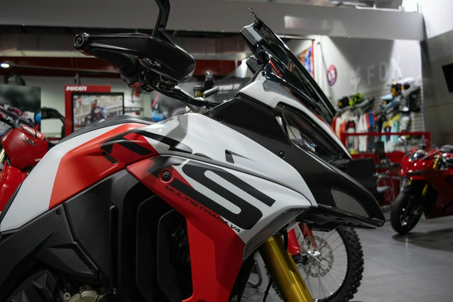 2025 Ducati Multistrada V4 RS