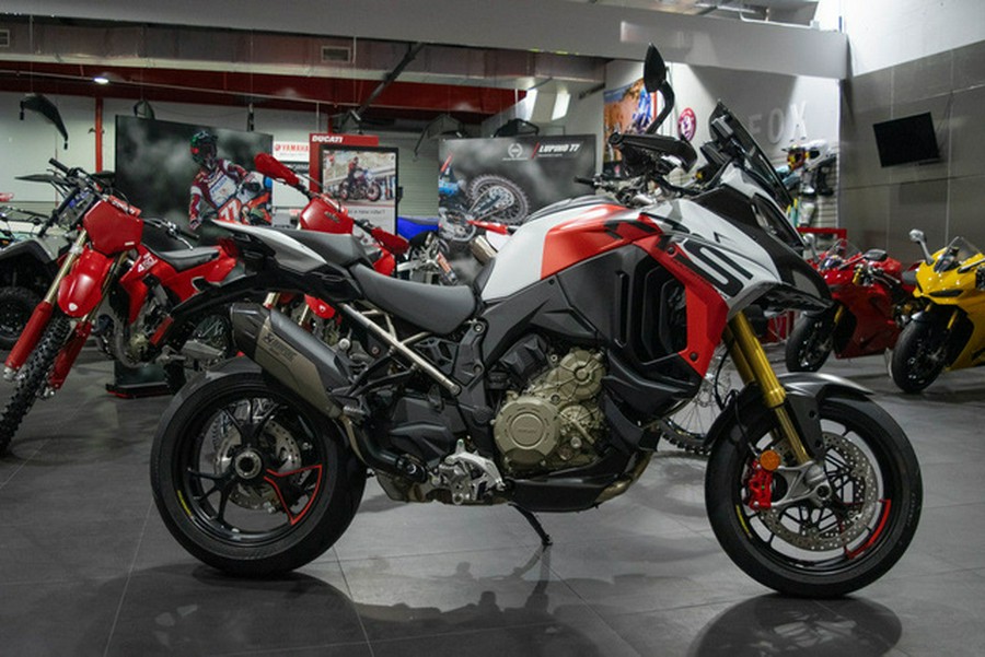2025 Ducati Multistrada V4 RS