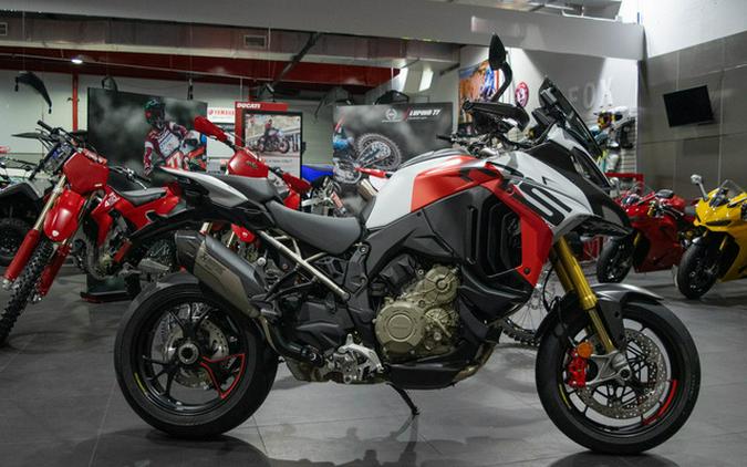 2025 Ducati Multistrada V4 RS