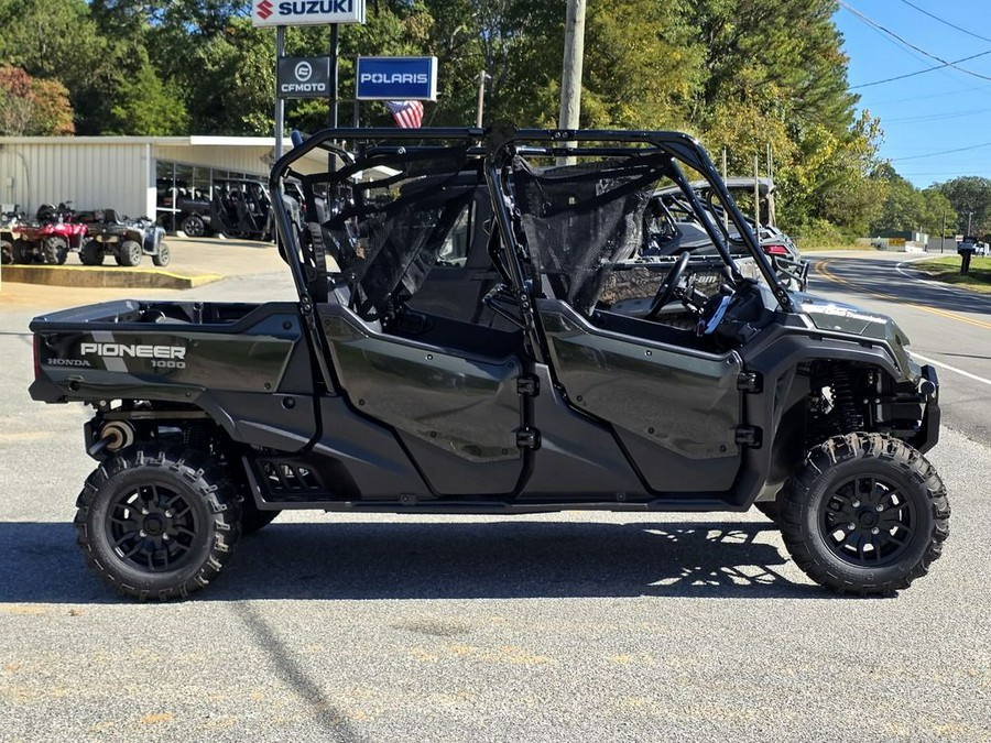 2025 Honda Pioneer 1000-6 Crew Deluxe