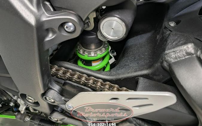 2024 Kawasaki Ninja ZX-6R KRT Edition