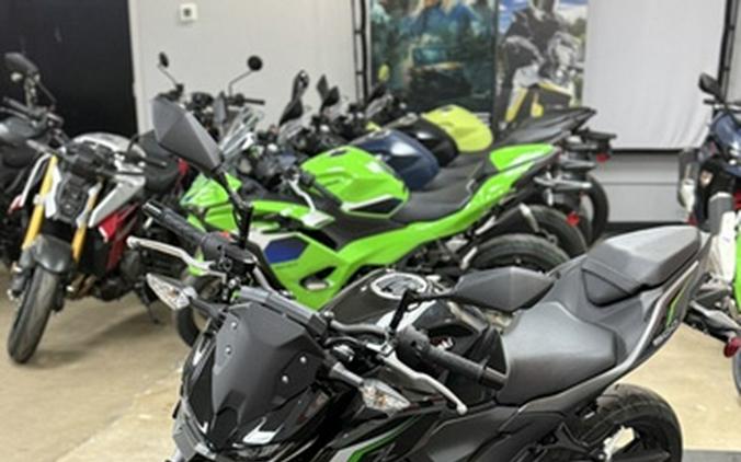 2025 Kawasaki Z500 ABS