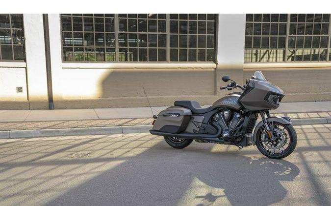 2021 Indian Challenger® Dark Horse®
