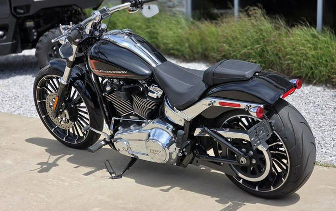 2024 Harley-Davidson Softail FXBR - Breakout