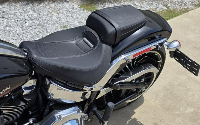 2024 Harley-Davidson Softail FXBR - Breakout