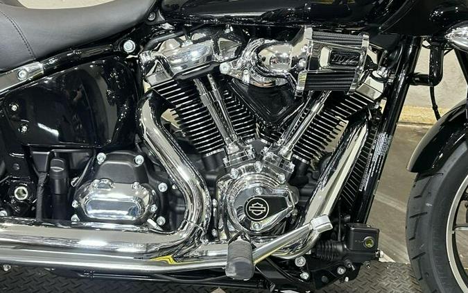 2026 Harley-Davidson® Low Rider® ST VIVID BLACK