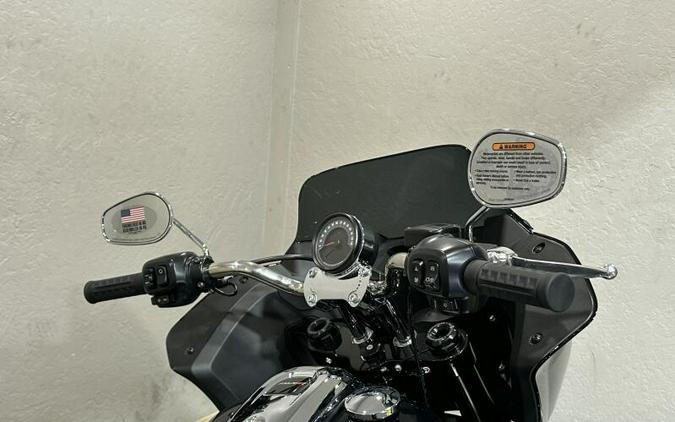 2026 Harley-Davidson® Low Rider® ST VIVID BLACK
