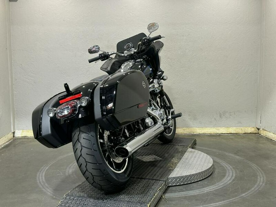 2026 Harley-Davidson® Low Rider® ST VIVID BLACK