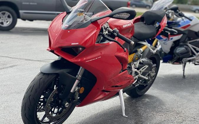 2021 Ducati Panigale V2 Ducati Red