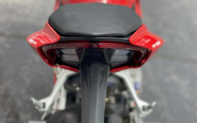 2021 Ducati Panigale V2 Ducati Red