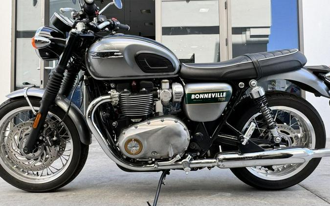 2022 Triumph Bonneville T120 Gold Line Silver Ice / Competition Green