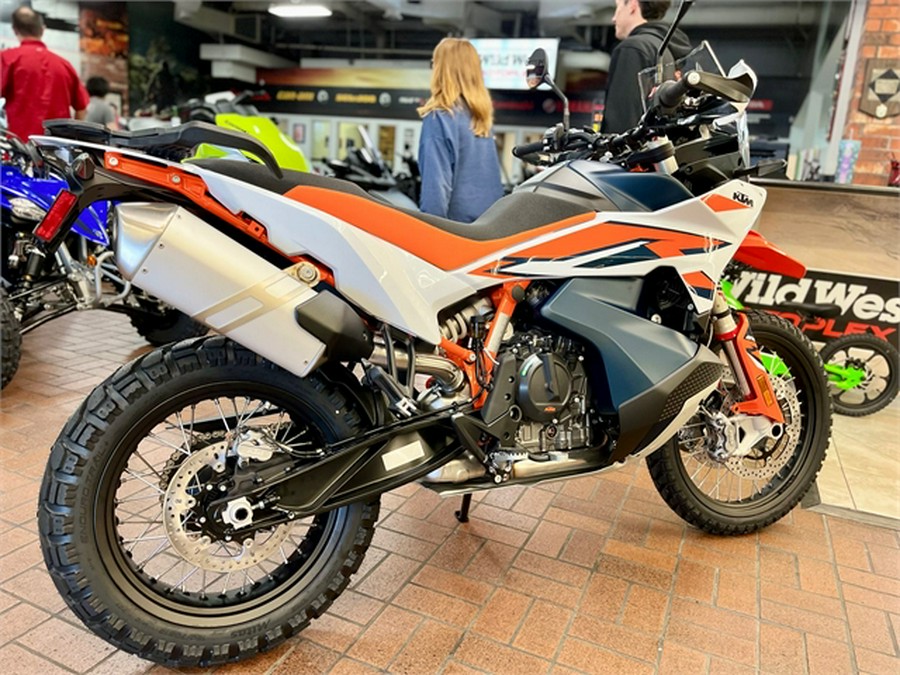 2023 KTM 890 Adventure R