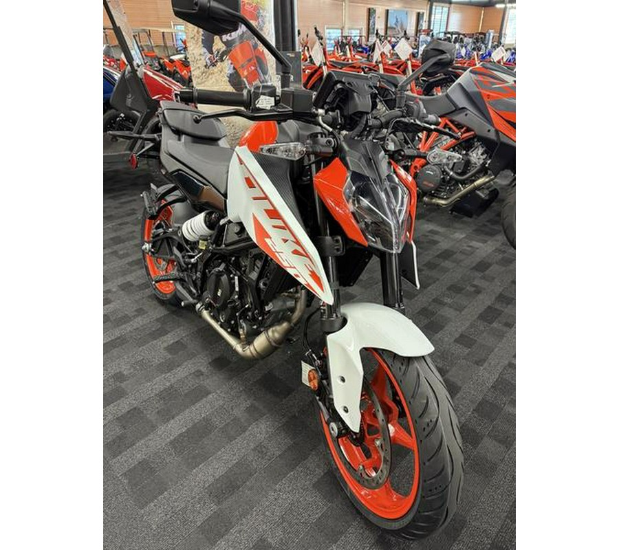 2024 KTM 250 Duke