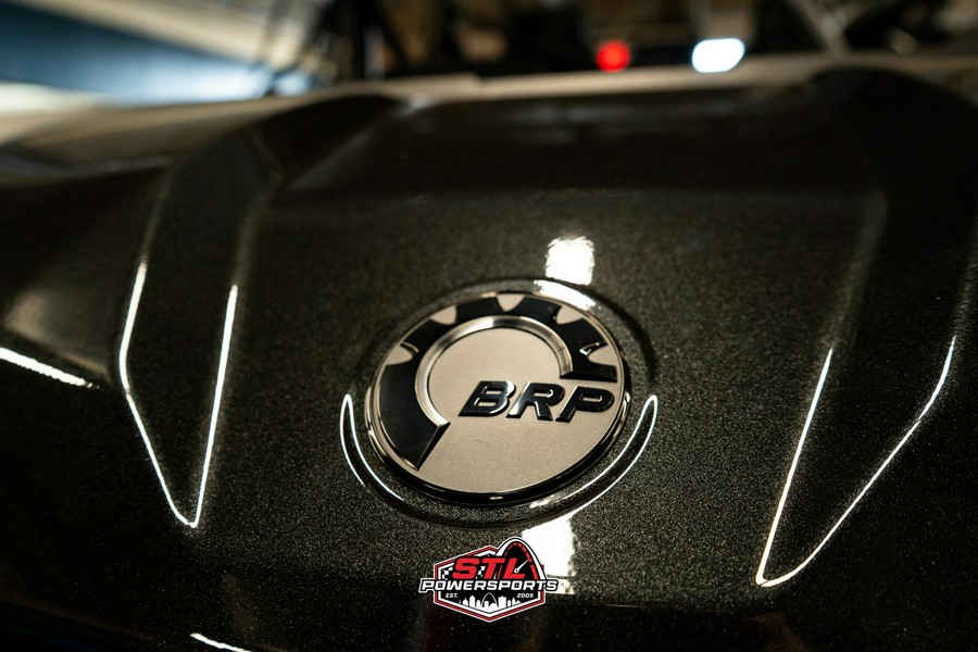 2025 Can-Am Defender MAX Lone Star