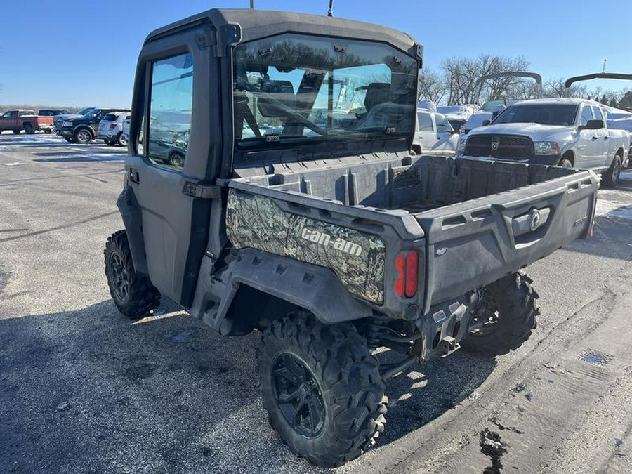 2018 Can-Am® Defender XT™ CAB HD8 Mossy Oak Break-Up Country Camo