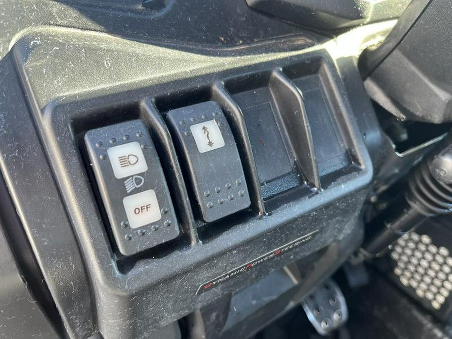 2018 Can-Am® Defender XT™ CAB HD8 Mossy Oak Break-Up Country Camo