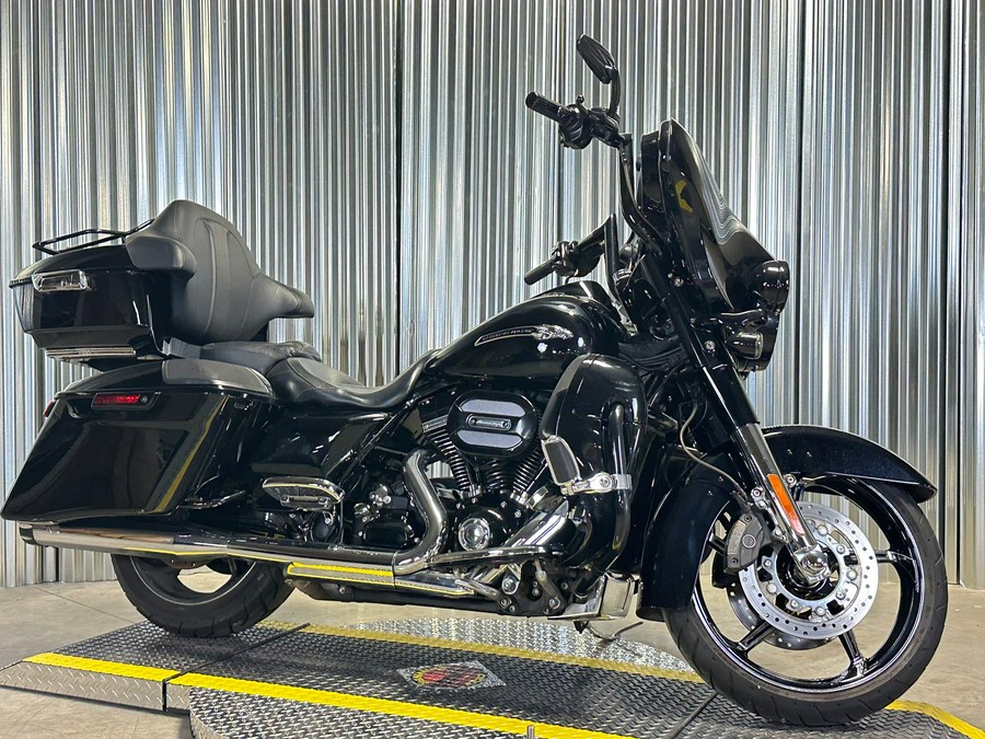 2016 Harley-Davidson CVO Street Glide