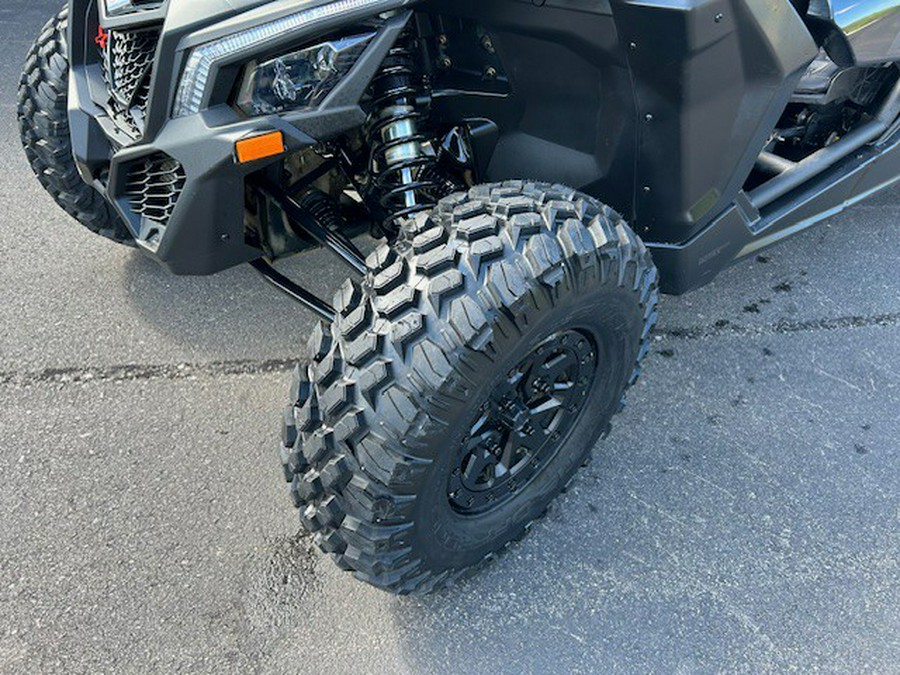 2019 Can-Am Maverick™ X3 X™ ds Turbo R