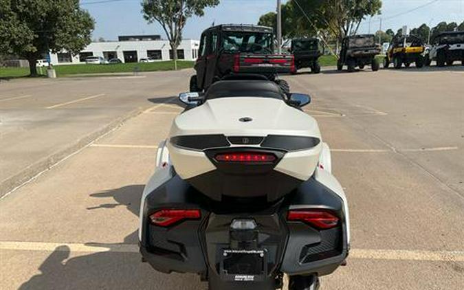2024 Can-Am Spyder RT Sea-to-Sky