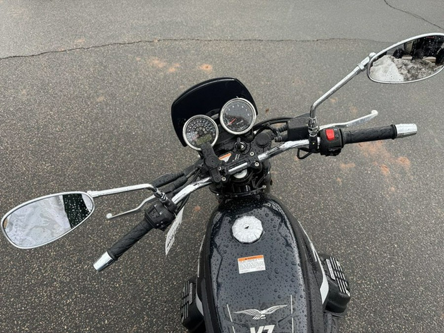2023 MOTO GUZZI V7 Special