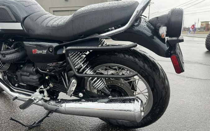 2023 MOTO GUZZI V7 Special