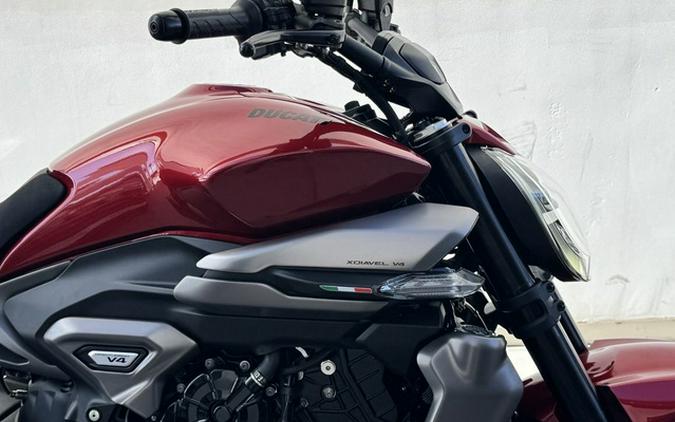 2026 Ducati XDiavel V4 Burning Red V4 Black Lava