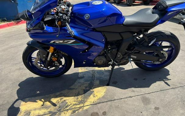 2026 Yamaha YZF R7