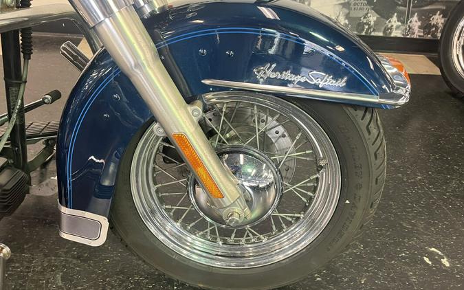 2001 Harley-Davidson Heritage Softail® Classic Blue FLSTCI