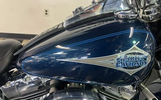 2001 Harley-Davidson Heritage Softail® Classic BLUE FLSTCI