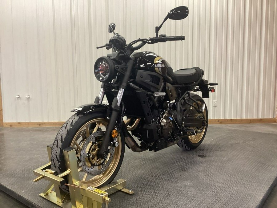 2024 Yamaha XSR700