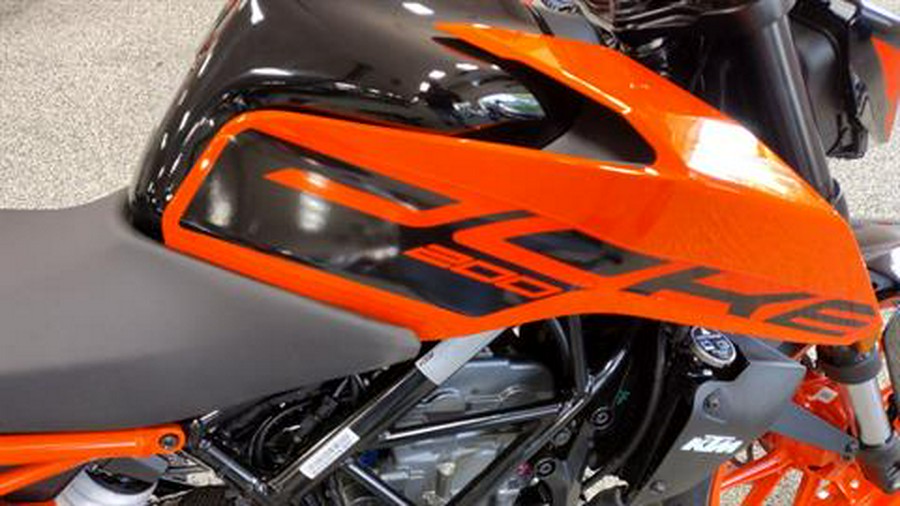 2023 KTM 200 Duke