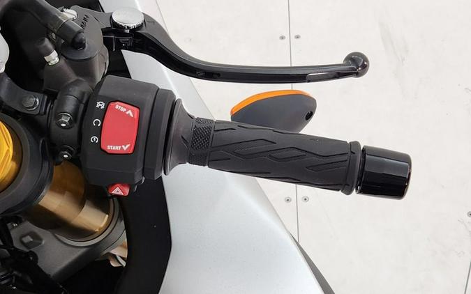 2025 Suzuki GSX-R1000R