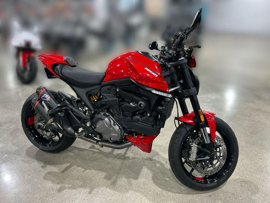 2022 Ducati Monster