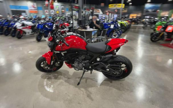 2022 Ducati Monster